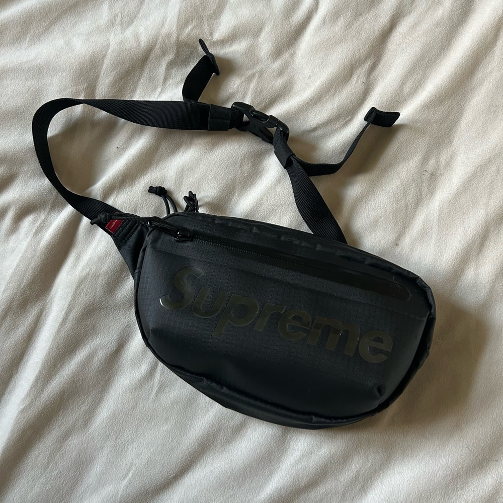 Supreme waist bag